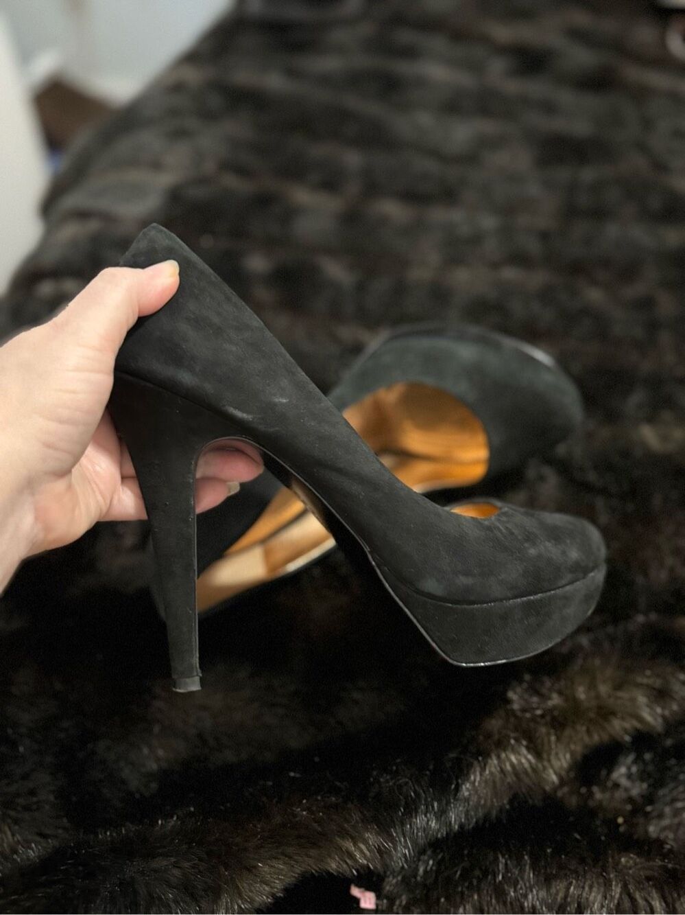 BCBG  Generation Womens  Suede Shoes Size 10 B Black Platform Heels
